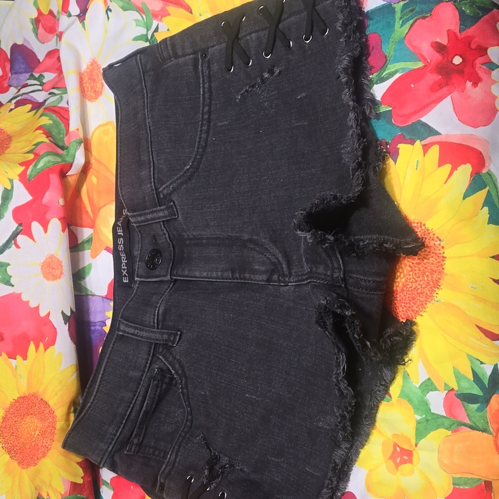 Black distress short shorts